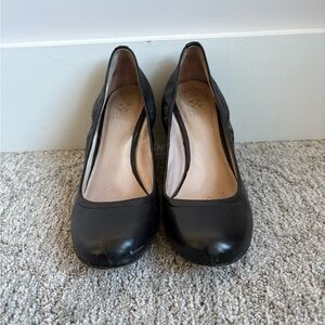 Vince Camuto Black Leather Heels